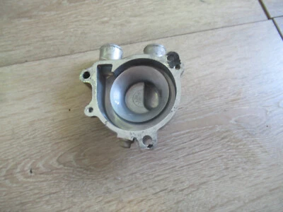 KLX 650 KAWASAKI * 1996 KLX 650R 1996 CUBIERTA DE BOMBA DE AGUA Foto 1 de 4