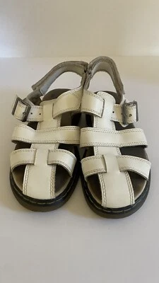 Sandalias Dr Martens con tiras talla juvenil 2 Foto 1 de 4