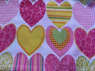 LARGE DECORATIVE HEARTS COTTON QUILT FABRIC ~FQ 100% Cotton - Image 1 of 2