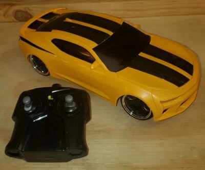 Jada Toys Chevy Camero SS 2016 RC Car Working With Remote  - Image 1 of 4