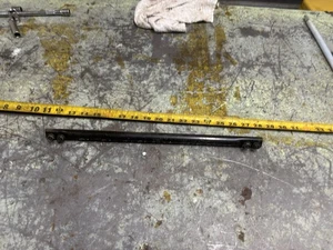 05-06 OUTLANDER  Right Pass. Side Front Seat Rear Track Cross Bar - Picture 1 of 12