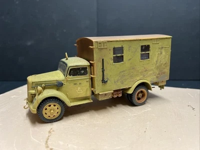 Maquette Montée ww2 1/35 Vehicule Camion Opel Blitz Radio  German  Occasion ! - Photo 1/4