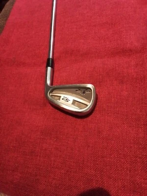 Cobra S3 Pro 7 Iron Forged C Dynamic Gold Shaft - Image 1 of 4
