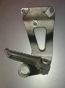 91 Suzuki GSXR750 GSXR 750 Right Passenger Foot Peg oem - Picture 1 of 2