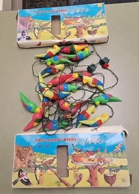 SET OF 2 VINTAGE PARROT BIRD STRING LIGHTS PREVAILING BIRDS TROPICAL CHRISTMAS - Image 1 of 4