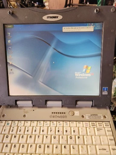 Resistente Grado Militar Itronix Go Book III IX260+ 80GB HDD Win XP (Funciona) Foto 1 de 4