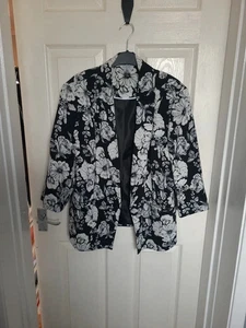 Classic Floral Blazer Jacket Black and White Womens 3/4 Sleeves - Size 16 - Picture 1 of 5
