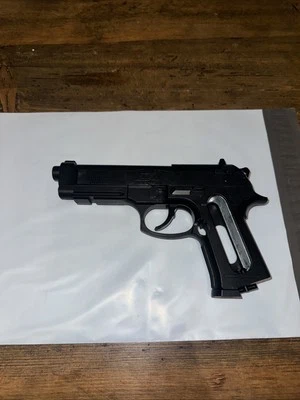 Beretta Elite II CO2 BB Gun Prop Gun, BROKEN BB Gun, For Prop Use Only NO GRIP - Image 1 of 2