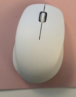 Samsung Bluetooth Wireless Mouse White Model  AA-MB1N9DW New In Box - Image 1 of 2