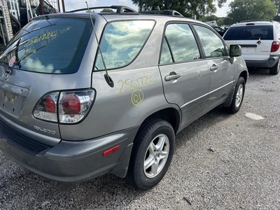 (LOCAL PICKUP ONLY) Rear Bumper Fits 00-03 LEXUS RX300 574996 - Изображение 1 из 3