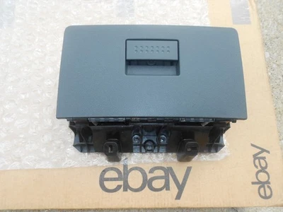 06-08 DODGE RAM 1500 2500 3500 FRONT DASH DUAL CUP HOLDER CUPHOLDER MOUNTED OEM - Image 1 of 4