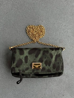 Bolso Bandolera Dolce & Gabbana Leopardo Satinado Mini Verde/Negro Cadena Foto 1 de 4