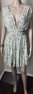 NWT LOVERICHE Women’s FLORAL SPRING Print MINI Dress V Neck Summer Boho sz M - Picture 1 of 8