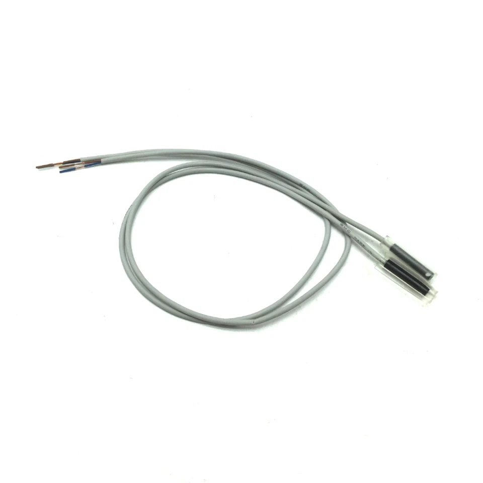 Lot of 2 New SMC D-A90 Reed Switch, Voltage: 24V-100V AC/DC, Wire: 0.5m - Image 1 of 3