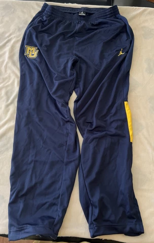 Nike Jordan Brand Marquette Golden Eagles TEAM ISSUED Warm Up Pants Men XXL Blue Cover