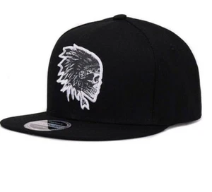 Gorra Snapback Calavera Esqueleto Unisex Adulto Blanco y Negro - Imagen 1 de 3
