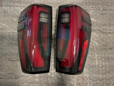 2024-25GMC Sierra At4 At4x 2500-3500HD OEM LED TAIL LIGHTS W/Module Left & Right - Image 1 of 2