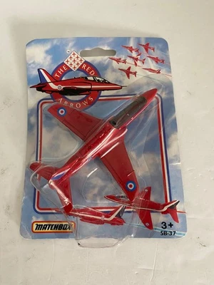 Matchbox Skybusters SB-37 Bae Hawk T Mk 1A Aircraft - The Red Arrows MIB - Image 1 of 4