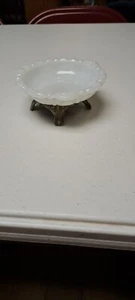 Vintage Anchor Hocking Milk Glass Ash tray - Picture 1 of 4