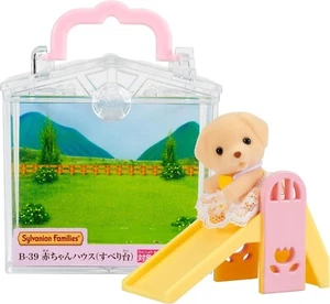 Sylvanian Families Calico Critters Babytragetasche Hund GELBES LABOR AUF RUTSCHE - Bild 1 von 5