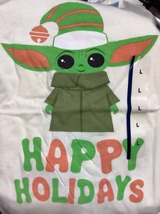 Camiseta para mujer Star Wars Baby Yoda Marfil Happy Holidays Navidad talla grande NUEVA - Imagen 1 de 2