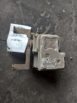 Anti-Lock Brake Part Assembly 4 Wheel ABS 06-07 GMC Sierra 1500 10391145 - Image 1 of 4