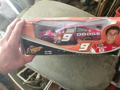 Coche modelo de Winner Circle Foto 1 de 3