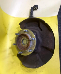 2005-2023 Toyota Tacoma Front Right Passenger Spindle Knuckle Assembly 4x4 OEM - Picture 1 of 4
