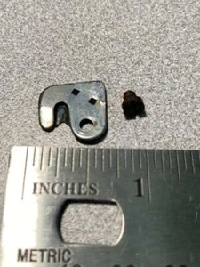 Domestic Rotary 19 Sewing Machine Part – Thread Cutter - Picture 1 of 1