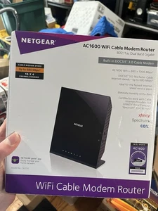 NETGEAR Kabel Modem Wi-Fi Router Combo C6250 - 300 Mbps | AC 1600 Prędkość Wi-Fi - Zdjęcie 1 z 6