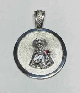 "Santa Bárbara"" 46 mm Medalla Redonda de Plata Esterlina Santa Bárbara con Rubí Genuino - Imagen 1 de 5