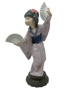 Lladro Madame Butterfly Japanese Geisha Girl With Fans #4991 Figurine - Bild 1 von 22