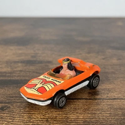 Vintage Wonder Woman Car Corgi Toy  Die Cast 33 DC Comics 1979 Great Britain - Image 1 of 4