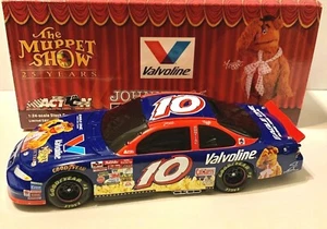 Johnny Benson 2002 Action BWB 1/24 #10 Valvoline Muppets 25th Anniversary - Picture 1 of 4