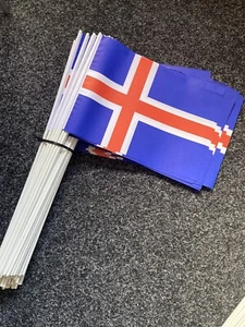 40 Piezas AL POR MAYOR Islandia Banderas Islandesas Papel Plástico Agitando a Mano Bandera Mesa Dec - Imagen 1 de 1