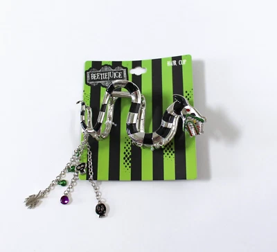 Pinza para el cabello con figura de gusano de arena Beetlejuice con dijes de gota calavera insecto nueva con etiquetas Foto 1 de 4
