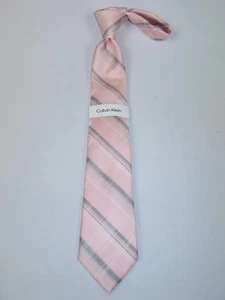 Corbata para hombre Calvin Klein clásica tejida sensación sedosa #Calvin-1 rosa - Imagen 1 de 4