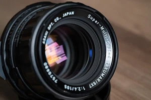 Pentax 67 105mm f2.4 Super-Multi-Coated SMC Takumar 6x7 medium format Lens - Picture 1 of 10