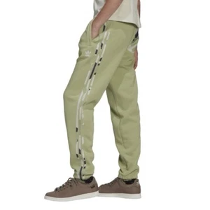 Adidas Originals Graphics Camo Mens Sweat Pants Green HF4880 Size M - Picture 1 of 18
