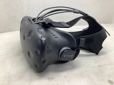 HTC Vive Virtual Reality Headset  Only  FOR PARTS - Image 1 of 4
