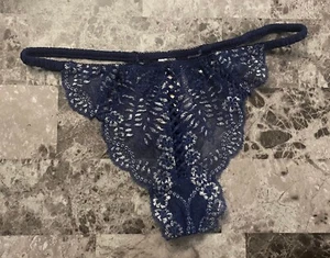NWT VICTORIA'S SECRET M BLUE SILVER LACE UP RIBBON VINTAGE RARE V STRING PANTIES - Picture 1 of 5