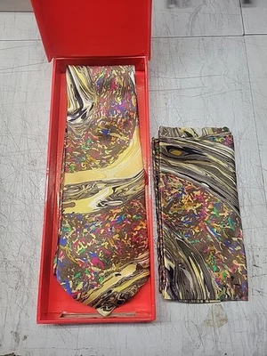 PAPILLON HOMBRE CORBATA Y BOLSILLO CUADRADO MULTICOLOR/GEOMÉTRICO EN OB # 906 Foto 1 de 4