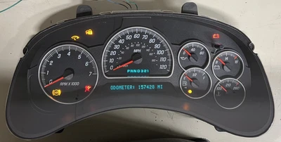 Cuadro de instrumentos velocímetro GMC ENVOY 05 2005 157 k millas 15238342 Foto 1 de 4