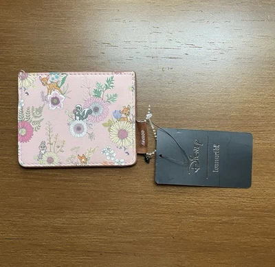 NUEVO CON ETIQUETAS Loungefly Disney Bambi Thumper Rosa Floral Tarjetero Tarjeta de Crédito Identificación Billetera Foto 1 de 4