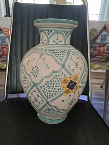 Stunning IKA Moroccan Pottery Vase Signed Teal White Hand Painted Gift Decor - Picture 1 of 7