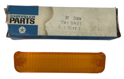 1971 克莱斯勒纽约客 Newport 右停车灯镜头 3420628 NOS — 第 1/4 张图片