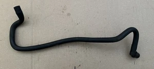 88-91 CORVETTE C4 CRANK CASE VENT HOSE RH 10055872  - Bild 1 von 3