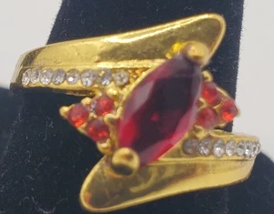 Rubí (ish?) Anillo para mujer superpuesto de oro 925 4,6 gramos - Talla 8 - Envío gratuito - Imagen 1 de 8