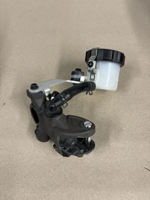 DEPÓSITO CILINDRO MAESTRO FRENO DELANTERO HONDA CBR1000RR 17-24 OEM Bueno #0222 Foto 1 de 4