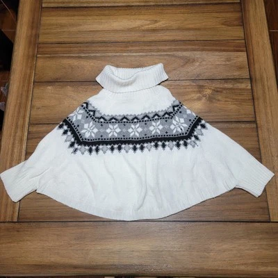 Suéter poncho Crazy 8 malha branca gola tartaruga com listras cinza flocos de neve - Tamanho 5T - Imagem 1 de 4